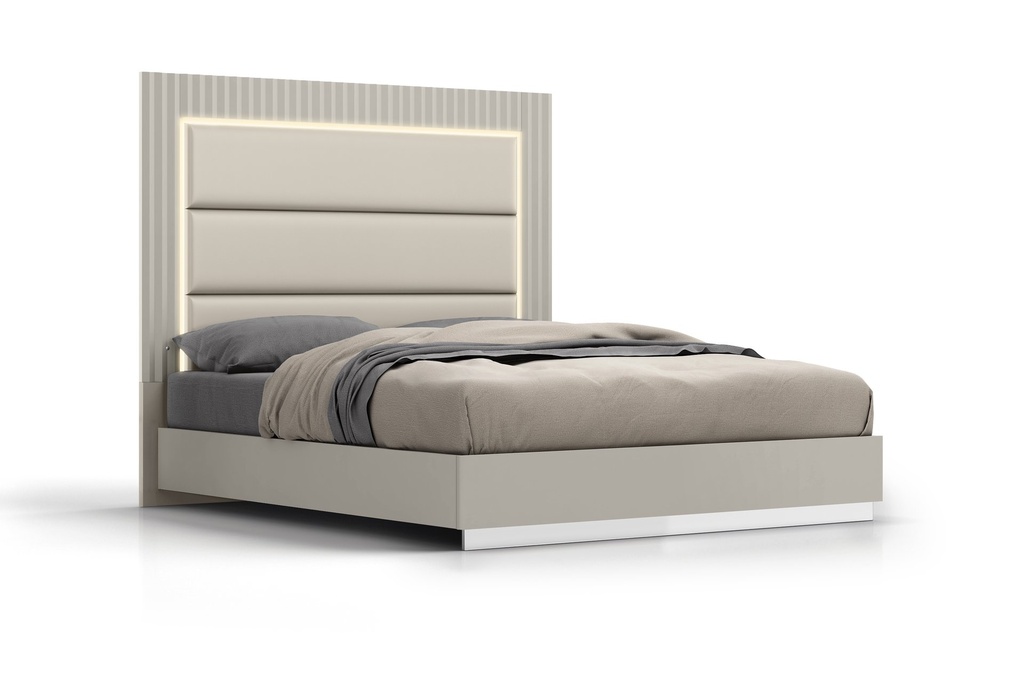 Chloe Bed